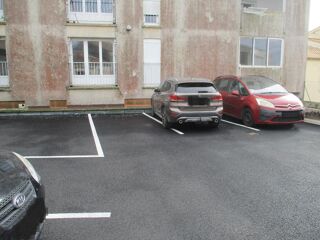  Parking / Garage à louer 11 m²