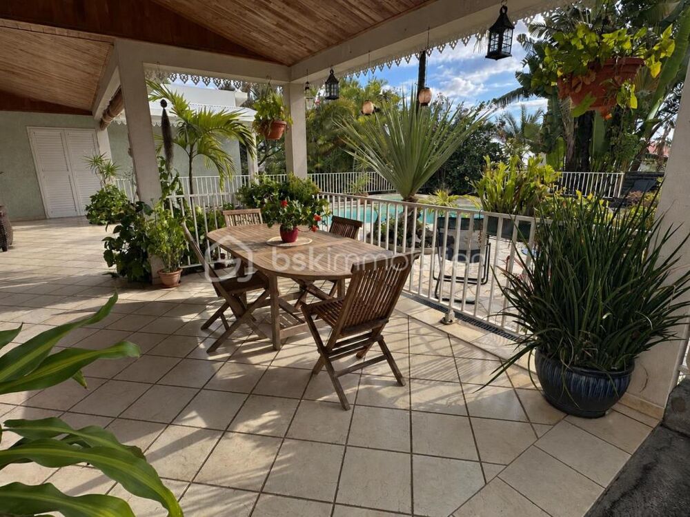 VILLA 5 CHAMBRES - PISCINE - RIVIÈRE SAINT-LOUIS