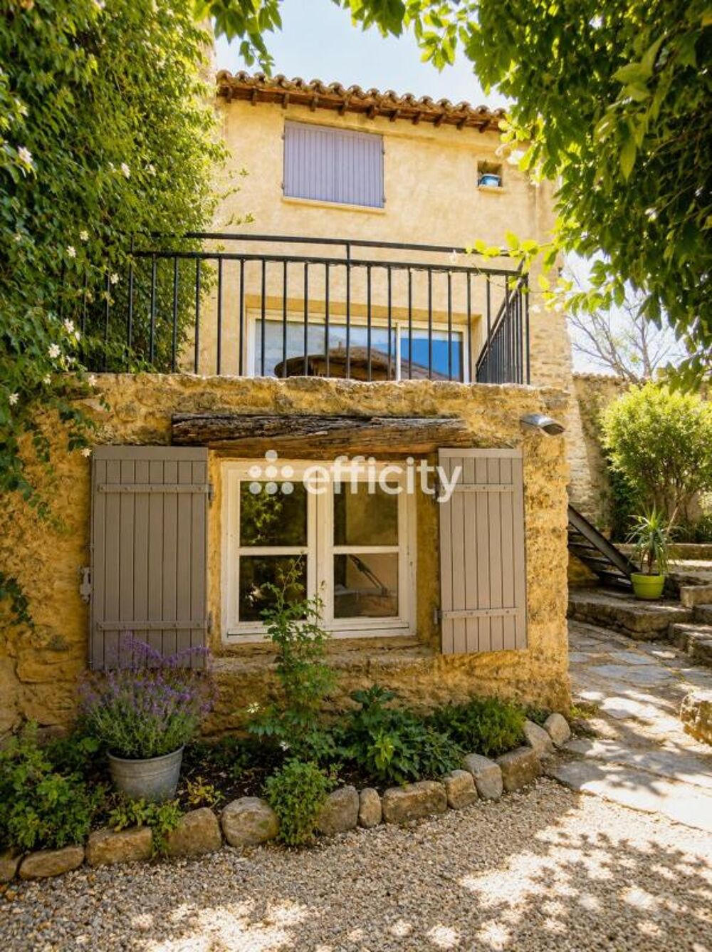 Maison en pierres