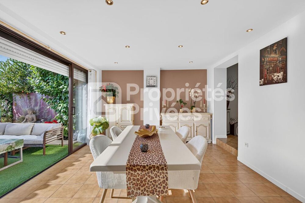 Vente Maison Maison mitoyenne - 5 pièces 4 chambres Mouans-Sartoux, secteur résidentiel Mouans sartoux