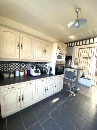 Appartement à louer 3 pièces 64 m²