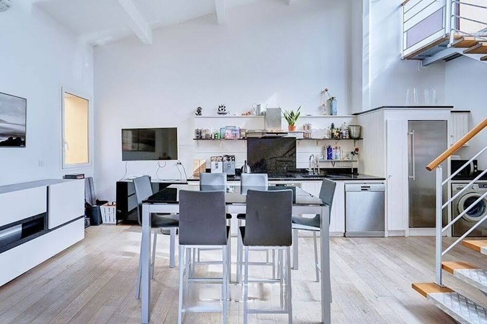 � vendre  Duplex/triplex Cassis (13260)