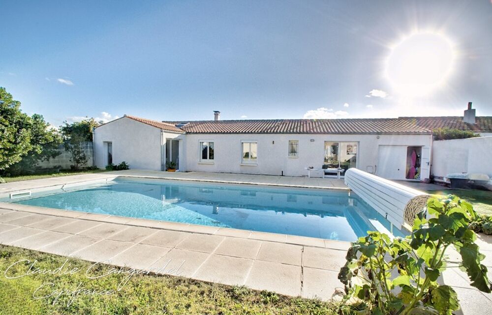 A vendre NIEUL SUR MER  Maison plain-pied lumineuse avec piscine, au calme, proche LA ROCHELLE et ILE DE RE