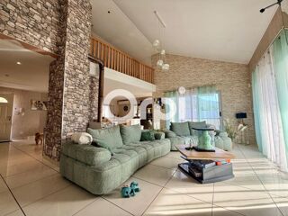  Duplex/triplex à vendre 5 pièces 180 m²
