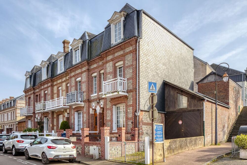 Yport centre, maison de pêcheur , commerces et plage à pied