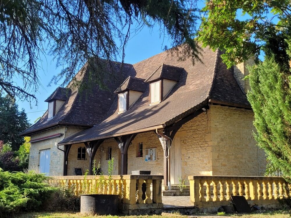 Propriete à vendre 14 pièces LE BUGUE (24)