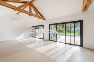  Maison � vendre 9 pi�ces 330 m�