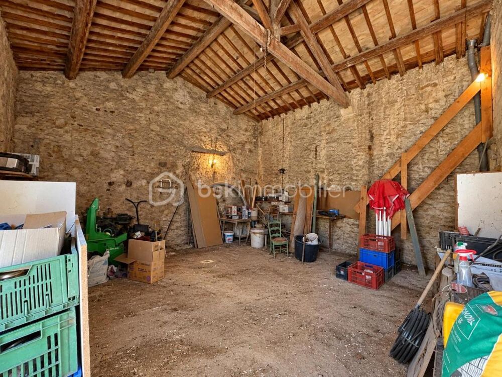 Vente Maison Appartement T2 d'environ 45 m2, plateau d'environ 45 m2 + grange de 70 m2 sur une parcelle de 292 m2 Mudaison