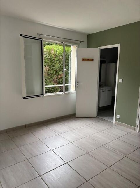   Joli studio r�nov� Appartement - 1 pi�ce(s) - 24 m�