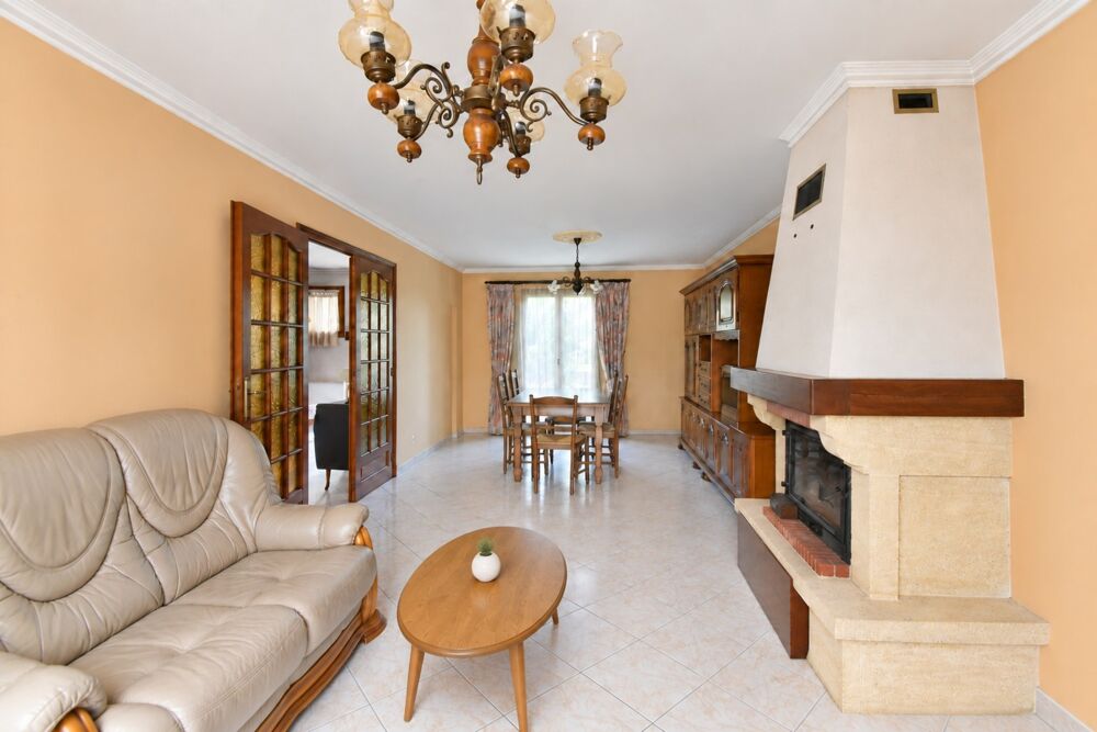 Maison à vendre 4 pièces 2 chambres au RDC -Sous-sol total à Morsang sur Orge - Terrain 368m²
