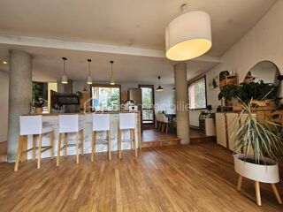  Maison � vendre 8 pi�ces 180 m�