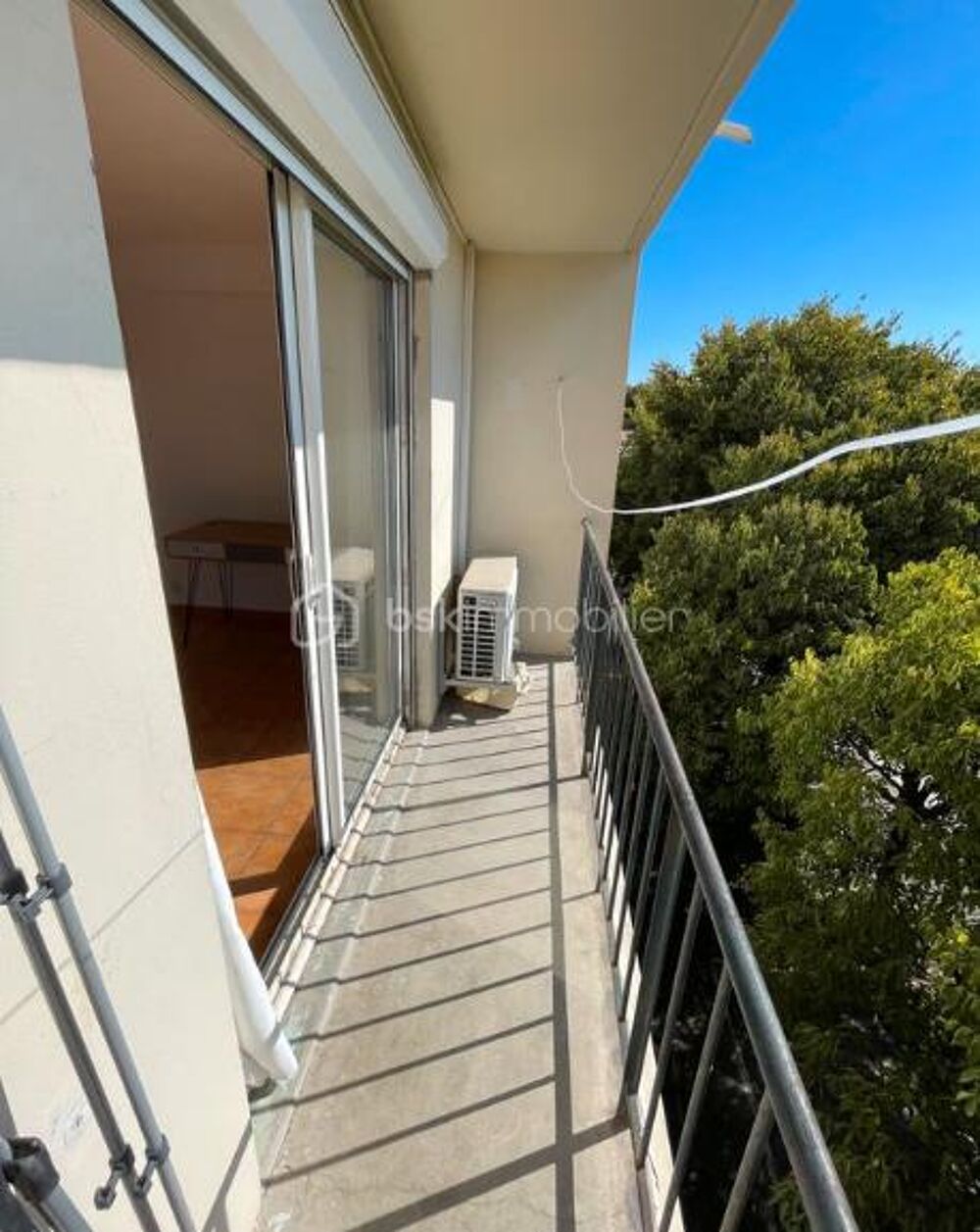 Appartement T3 de 56 m²  Balcon, cave, parking