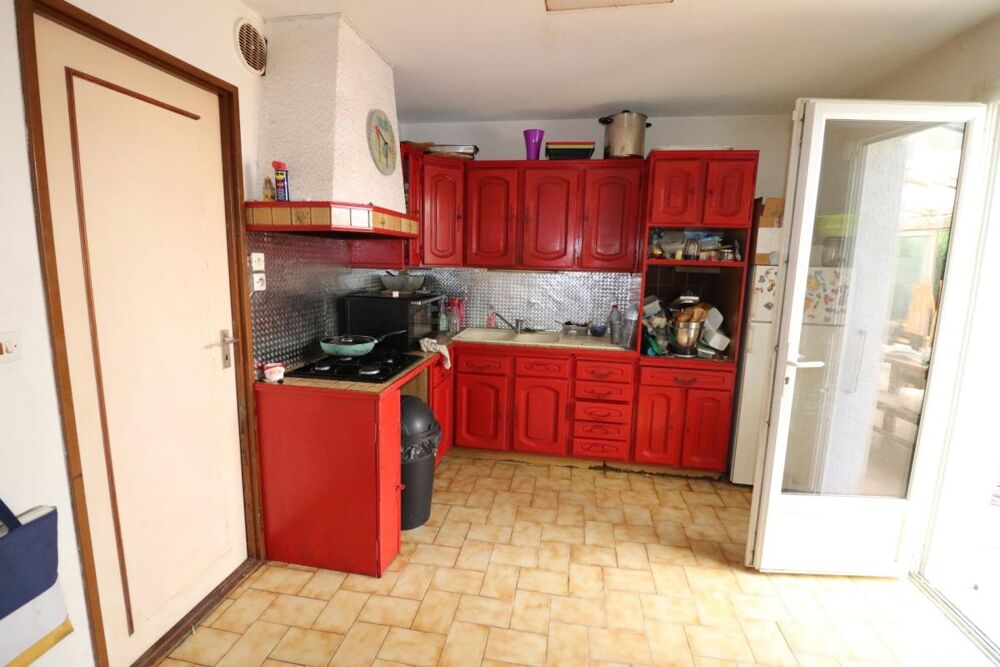 Vente Maison VENTE D'UNE MAISON LOUER EN DEUX APPARTEMENTS ROCHEFORT (17) Rochefort