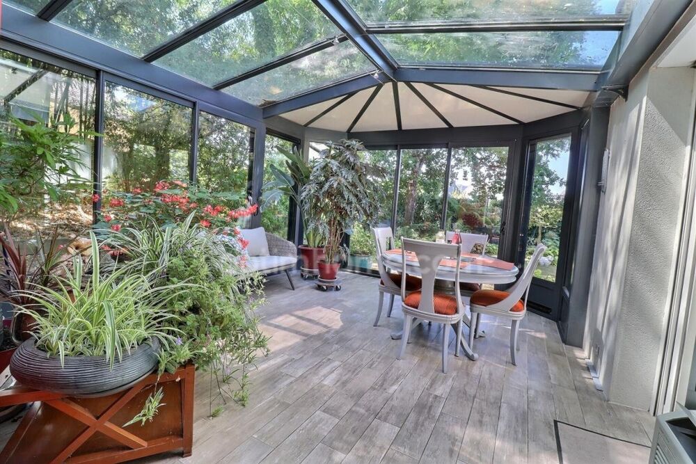 MAISON CONTEMPORAINE T7 - 175 m²