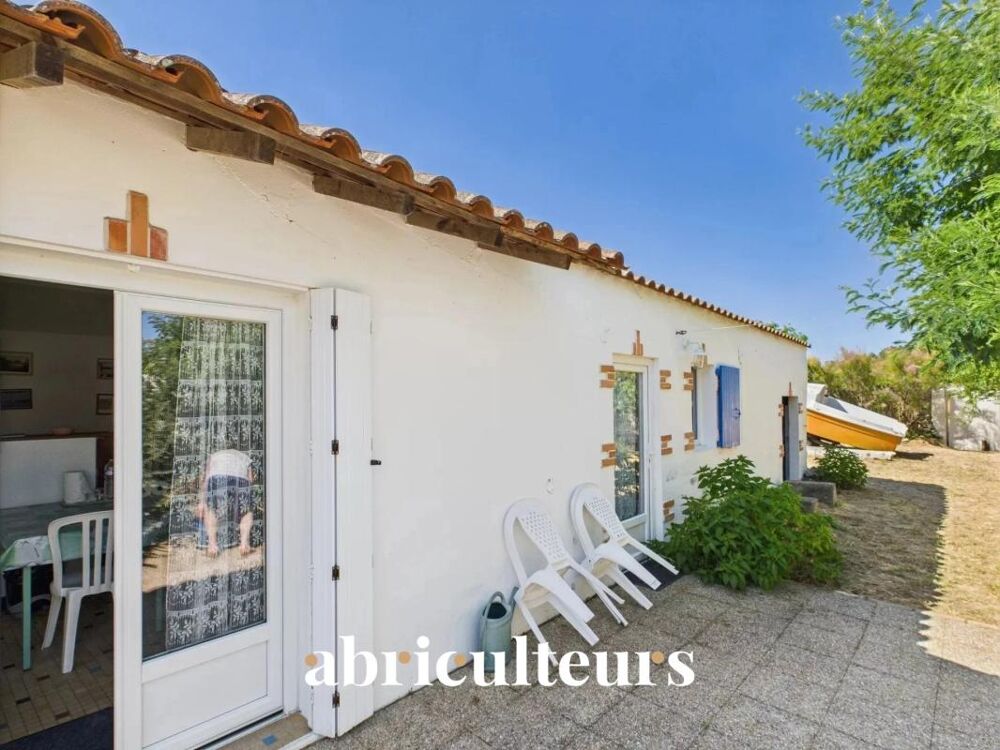 Vente Maison Maison avec grand terrain et dans le centre ville en vente à La Barre-de-Monts (85550) La barre de monts