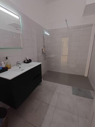  Immeuble à vendre 11 pièces 280 m²
