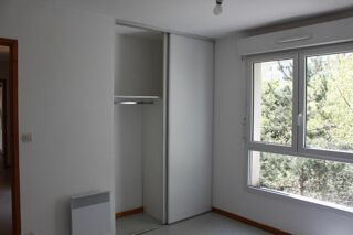  Appartement à louer 2 pièces 42 m²