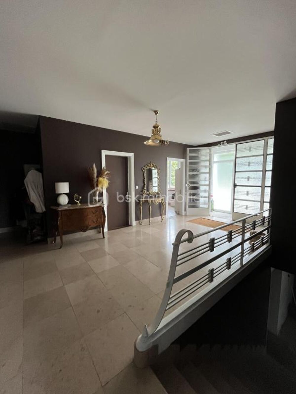 MAISON DE PLAIN PIED SUR SOUS SOL COMPLET AVEC PISCINE