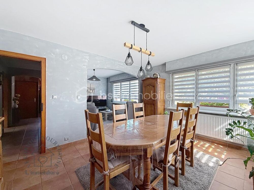 Maison 4 chambres, garages, jardin, avec vue, 5 minutes de l'autoroute !