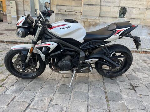 Moto TRIUMPH 2021 occasion Versailles 78000