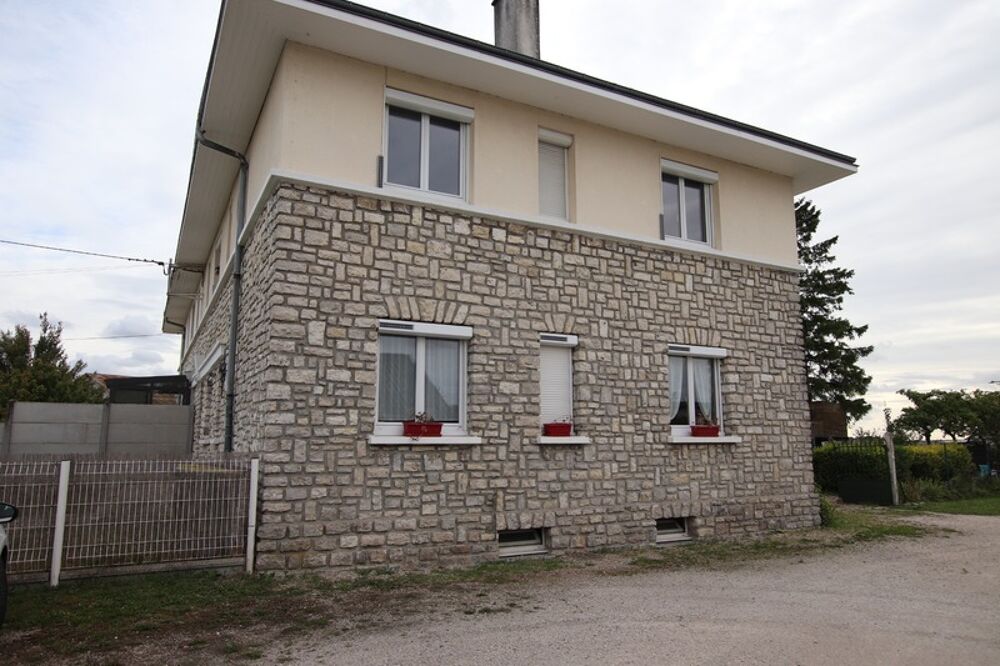 Vente Immeuble BOULAY LES BARRES, 15 kms d'orl�ans au pied de la base a�rienne de Bricy immeuble de rapport avec belle rentabilit� Boulay les barres