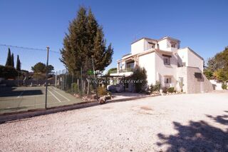  Maison � vendre 7 pi�ces 280 m�