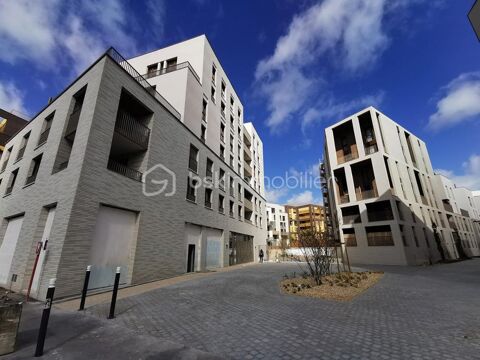 Local Commercial toutes activit&eacute;e de 320 m&sup2; &agrave; Montreuil 3999 93100 Montreuil