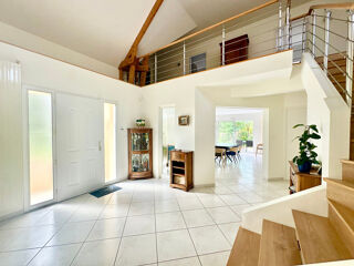  Maison  vendre 7 pices 238 m