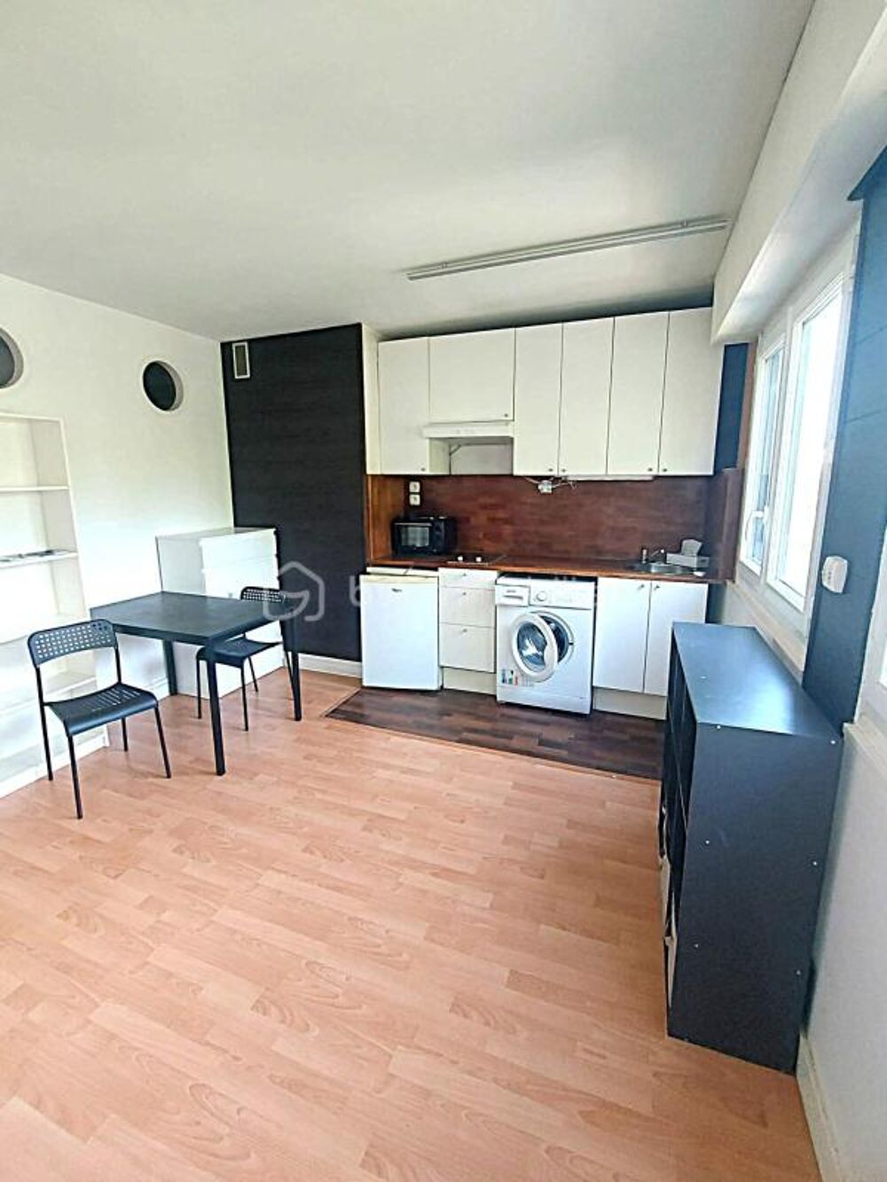 Sceaux  Studio lumineux avec parking et cave, à 200 m du RER B Parc de Sceaux