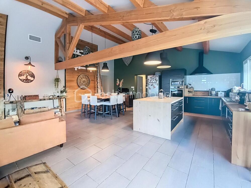 Vente Maison Maison 114 m� avec piscine, garage � Proche Gorges d'H�ric / Mont Caroux Mons