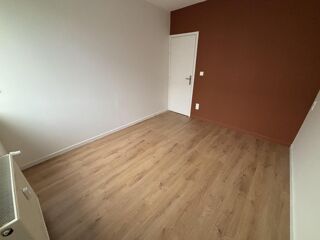  Appartement � louer 5 pi�ces 82 m�