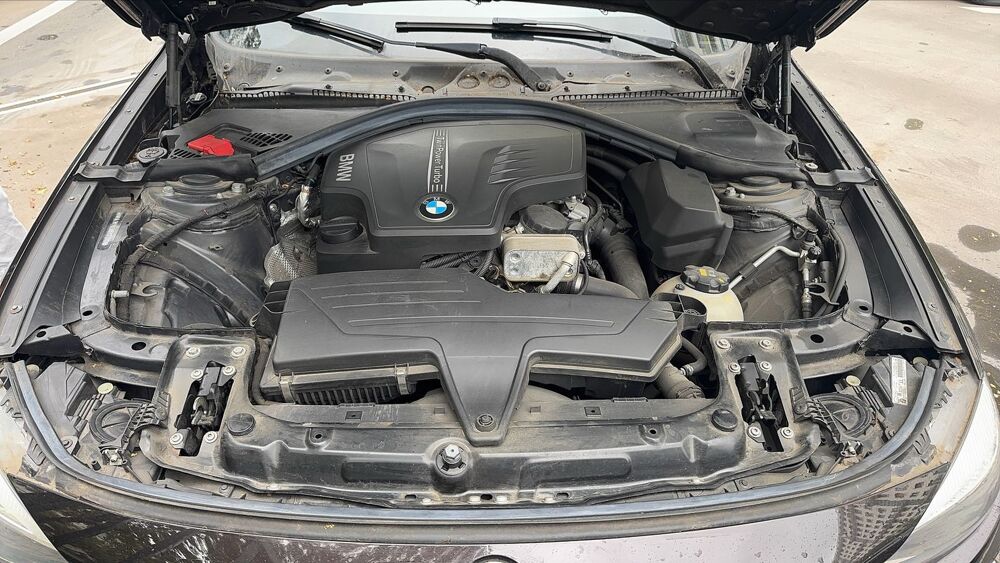 S&eacute;rie 3 (F30) 320I 184 BVA7 Lounge 2015 occasion 75016 Paris