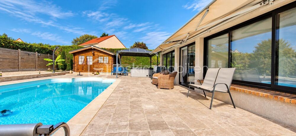 Vente Maison BELLE DEMEURE AVEC PISCINE ET SPA - 160m², 4 CHAMBRES, GRANDE VÉRANDA, TERRAIN CLOS DE 1520m², SANS VIS- Å- VIS Longueville