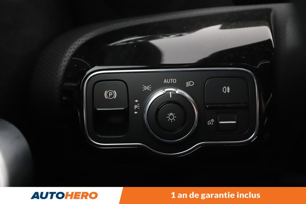 Classe A 180 d AMG Line 7G-DCT 116 ch 2021 occasion 92130 Issy-les-Moulineaux