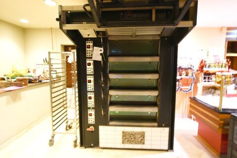   Fonds de commerce à vendre proche de STRASBOURG (67) : Boulangerie Pâtisserie Traiteur - Emplacement n° 1 - 80 m2 - Flux voiture 