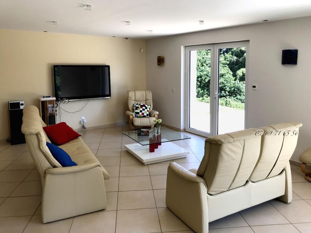 Maison Fougeres 5 pièce(s) 170 m2