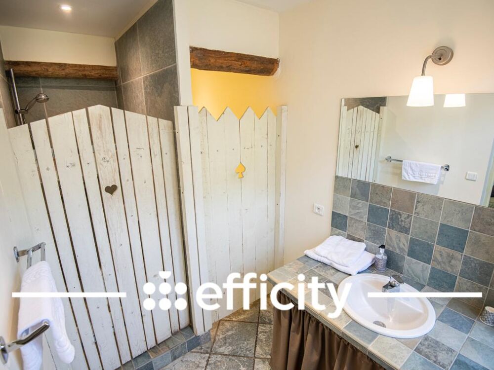 à vendre  Propriété/château Valdeblore (06420)