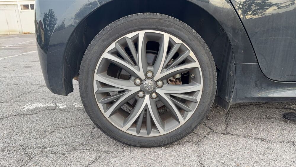 Yaris 1.5 VVTi 116 Hybrid E-CVT Elegant 2023 occasion 57970 Yutz