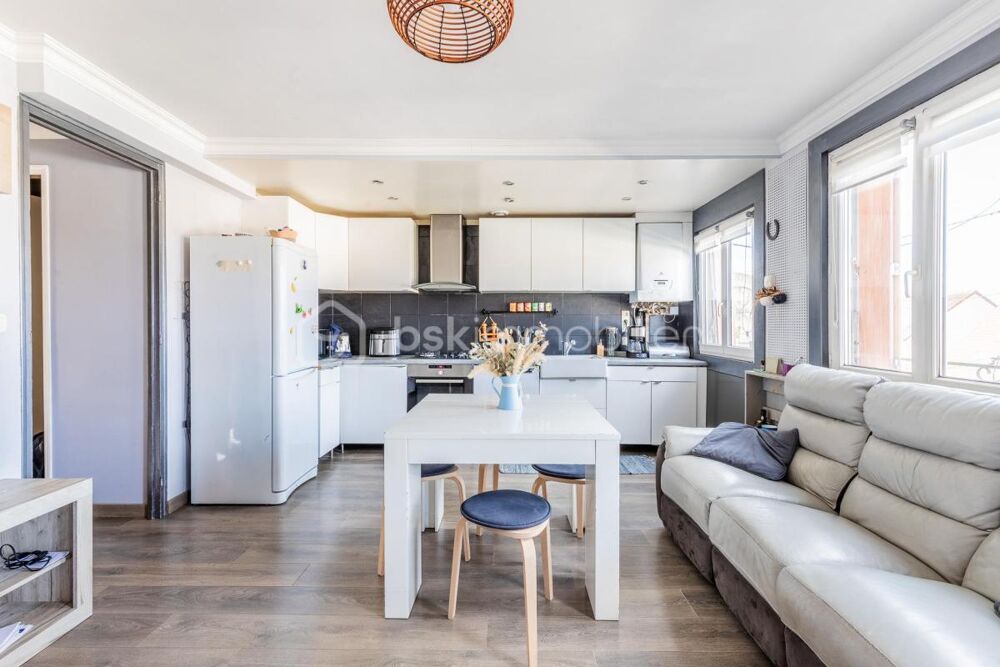Appartement 3 pièces avec jardin  50 m²  Paray- Vieille-Poste  Proche Orly