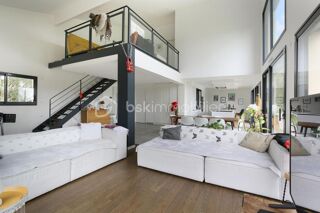  Maison  vendre 6 pices 202 m