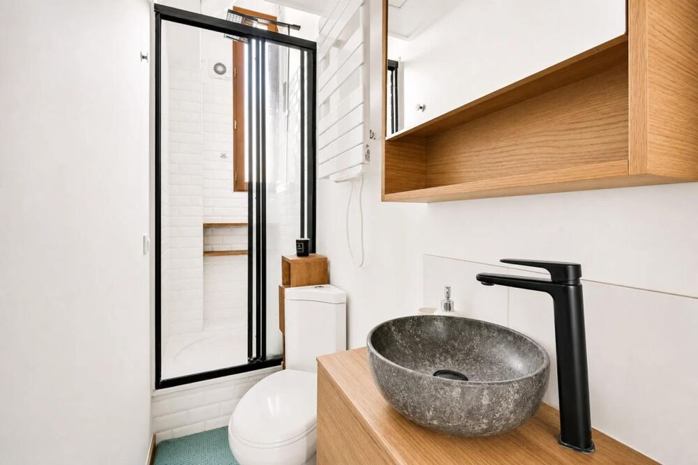 Vente Appartement Appartement 60 m² avec cachet ancien à Paris Paris 10