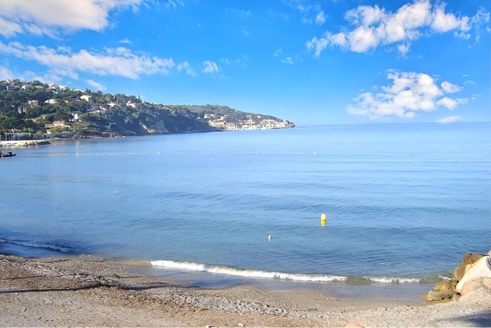 Le Pradet - Maison 240m²- 5 chambres + studio - Plage à pied