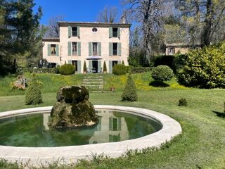  Propriété/château à vendre 10 pièces 260 m²
