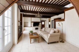  Maison à vendre 11 pièces 326 m²