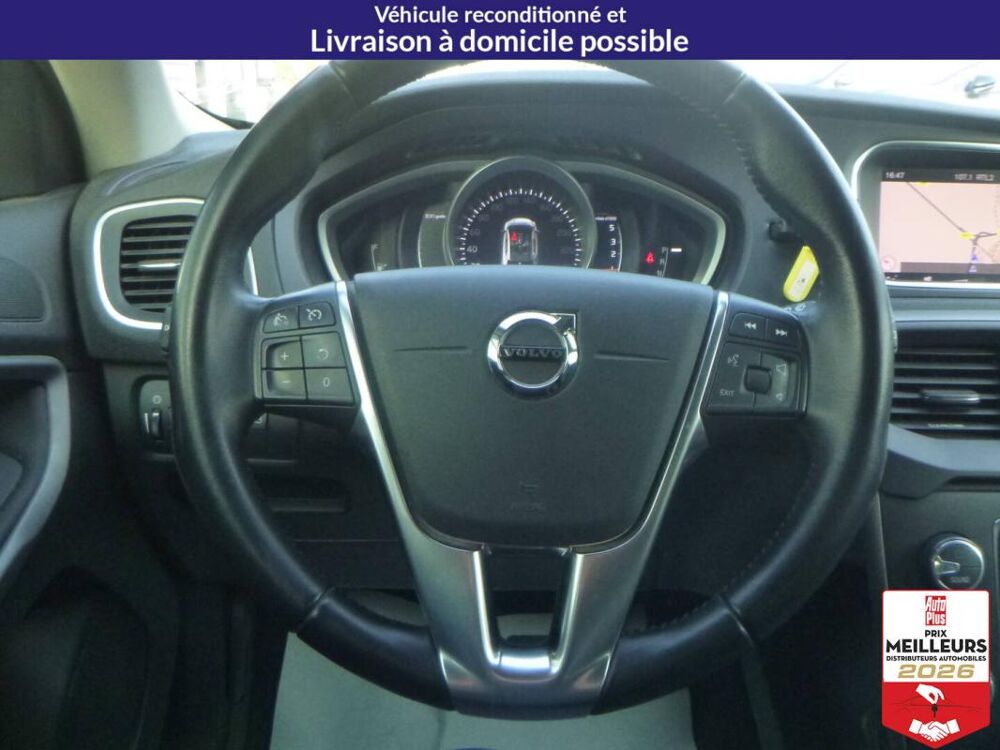 V40 D2 120 Geartronic 6 - Momentum 2017 occasion 10150 Lavau