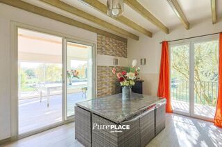  Propri�t�/ch�teau � vendre 9 pi�ces 384 m�