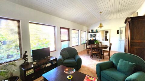   Ensemble Immobilier de 2 logements avec piscine int�rieur + Terrain Maison - 7 pi�ce(s) - 195 m�