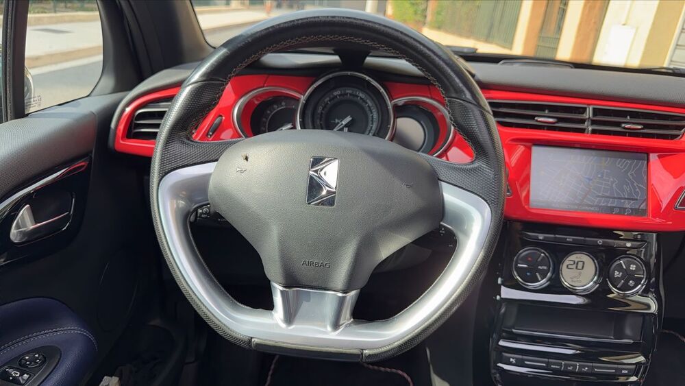 DS3 Cabriolet 1.2 PureTech 110 EAT6 Ines De La Fressange - A 2017 occasion 06000 Nice