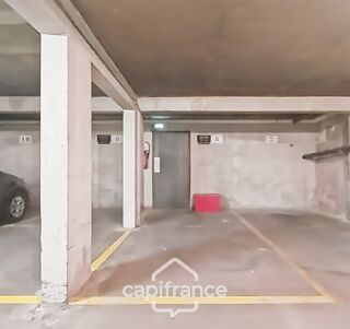 Parking / Garage à vendre 8 m²