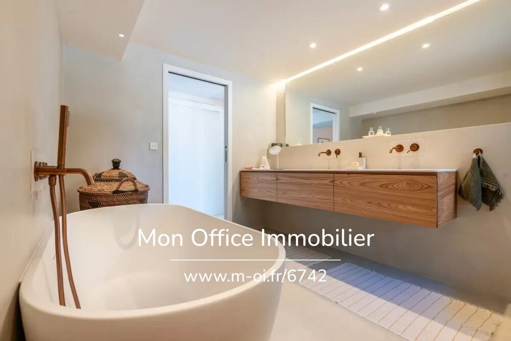 à vendre  Villa Aix-en-Provence (13090)